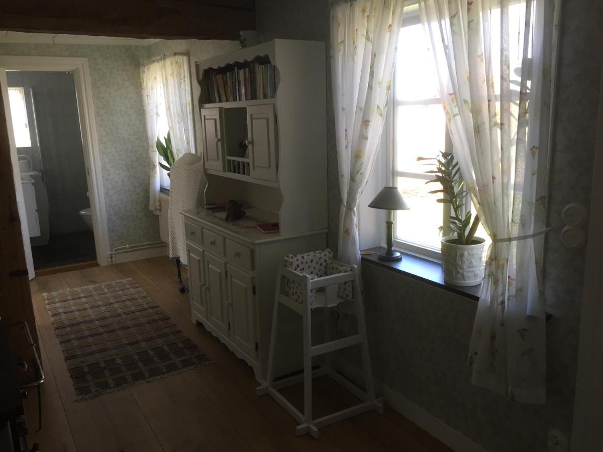 Stenbrottets Lillstuga Falkoping Bagian luar foto